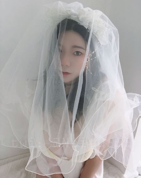 被触手怪强行扒开侵犯_超清HD在线观看