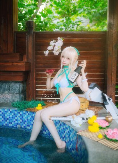 远亲小姐_十万网红美女美酱